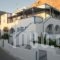 Studio Letta_best deals_Apartment_Cyclades Islands_Sandorini_Perissa