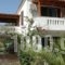 Albatross_accommodation_in_Hotel_Aegean Islands_Samos_Kambos